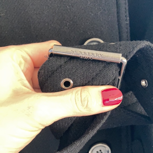 Burberry coat - Picture 9 of 10
